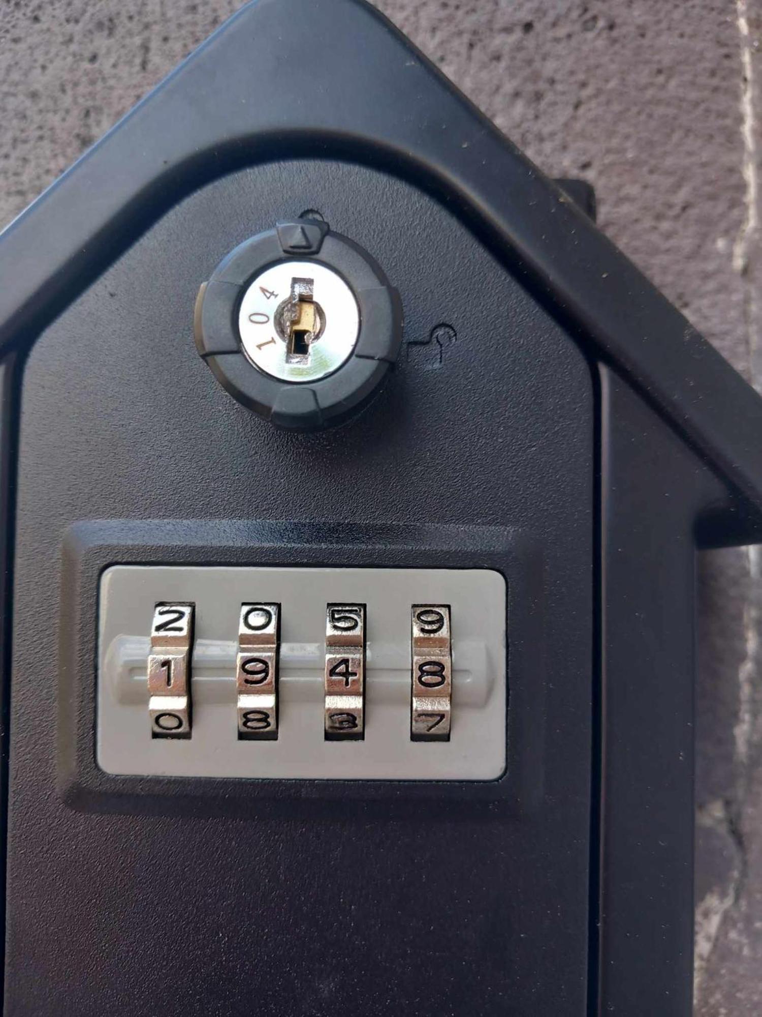 L'Appart De Babou Rez De Chaussee Parking Free Draps Wifi Thiers Kültér fotó